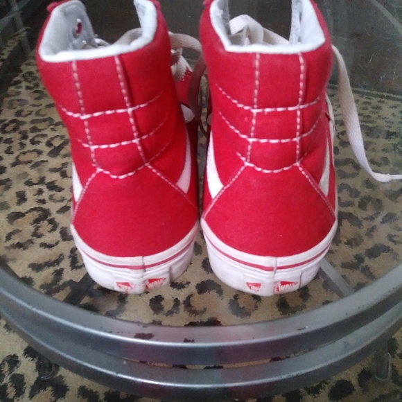 Vans - Picture 3 of 5